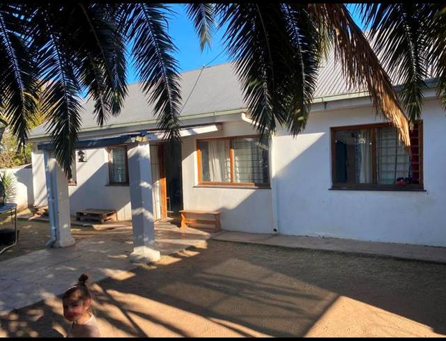 3 BEDROOM PROPERTY TO RENT IN QUEENSTOWN CENTRAL